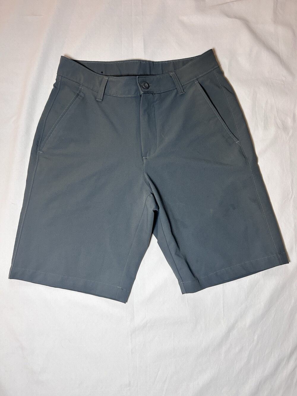 Under Armour Men’s Gray Chino Shorts Flat Front 10" Inseam Polyester Pockets